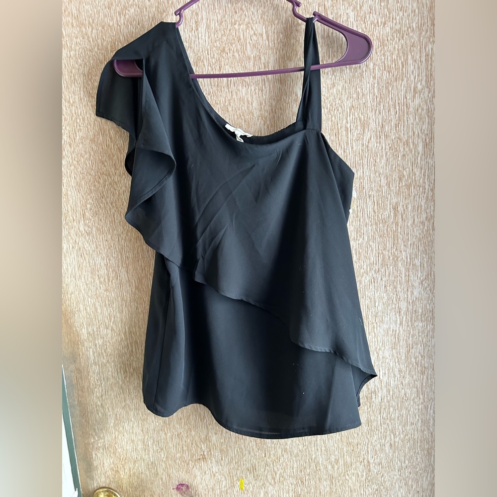 Maurice’s size medium off shoulder blouse